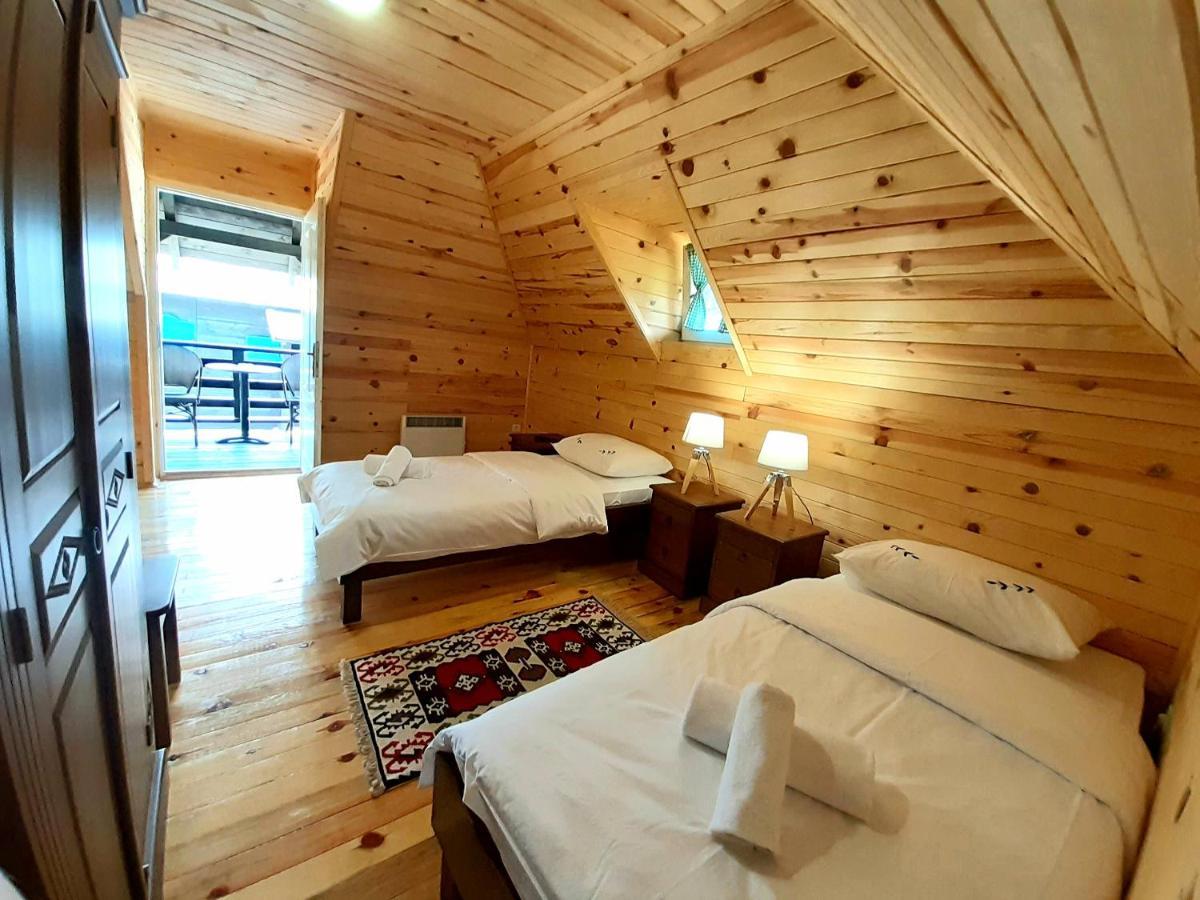 El Paso City Zlatibor: Wild West Treehouse Cottages Exterior photo
