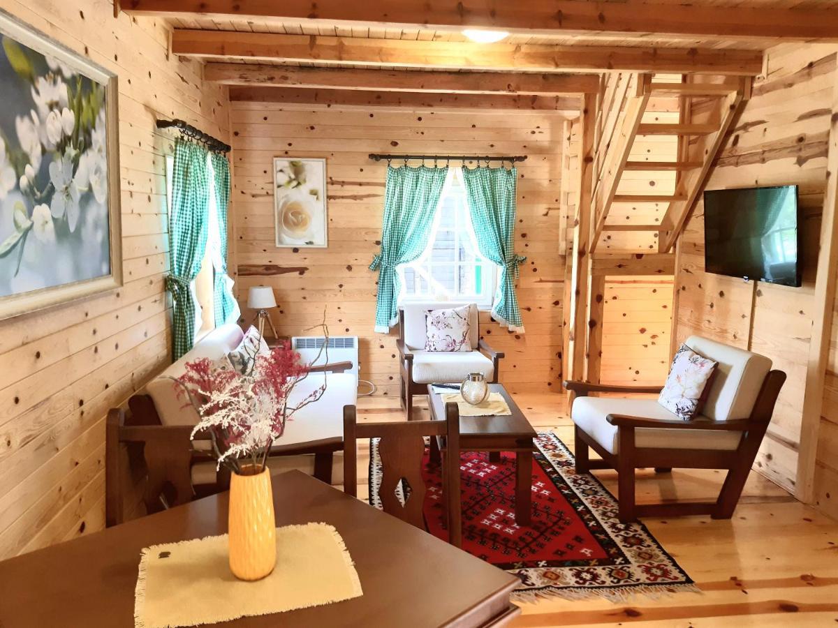 El Paso City Zlatibor: Wild West Treehouse Cottages Exterior photo