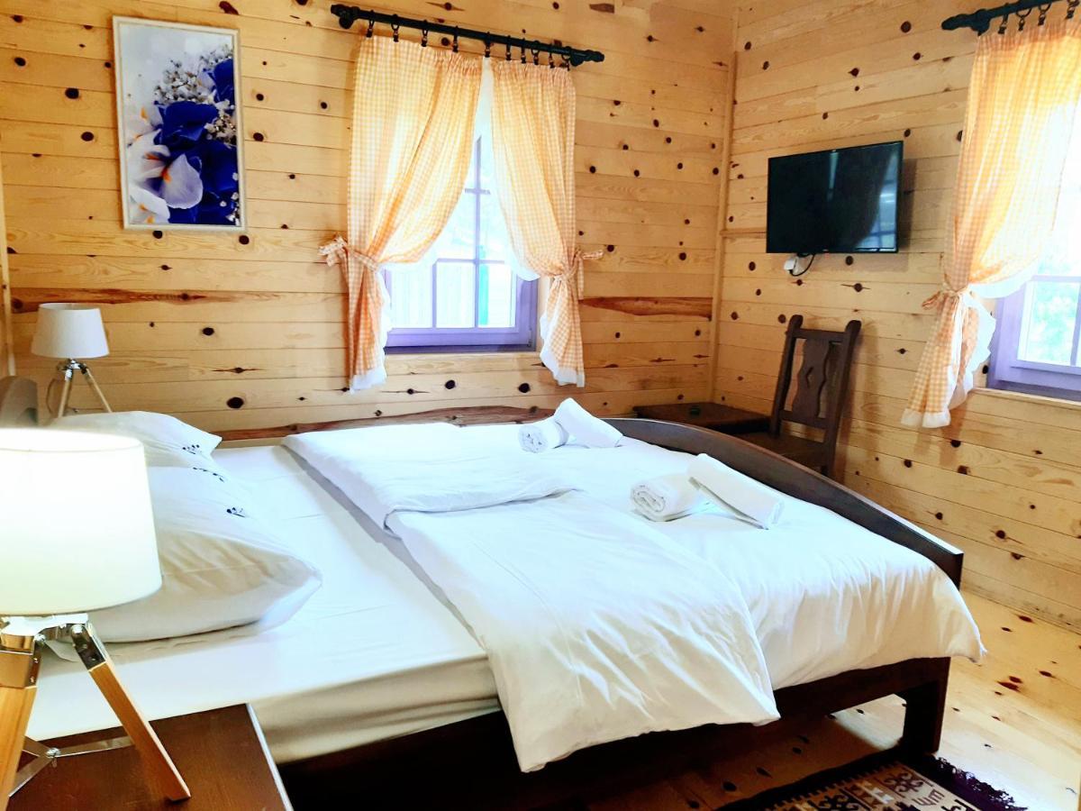 El Paso City Zlatibor: Wild West Treehouse Cottages Exterior photo