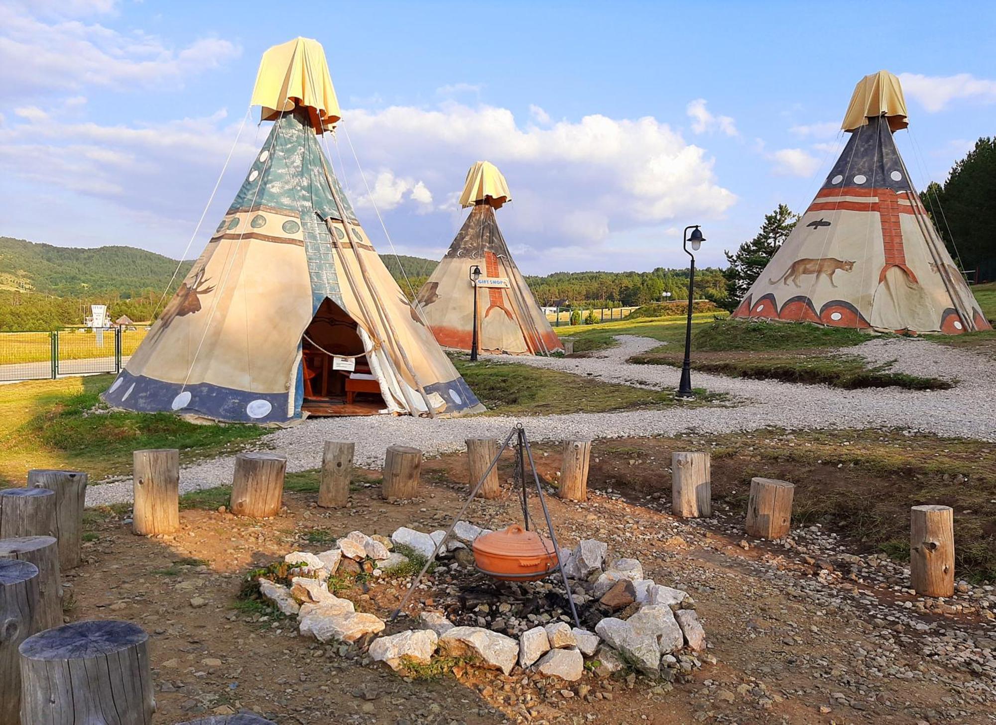 El Paso City Zlatibor: Wild West Treehouse Cottages Room photo